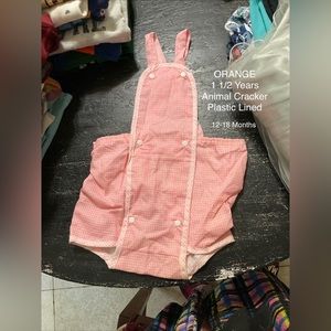 3/$12 Sale VTG Animal Crackers 12-18 M Plastic Lined Bib Romper/Sunsuit